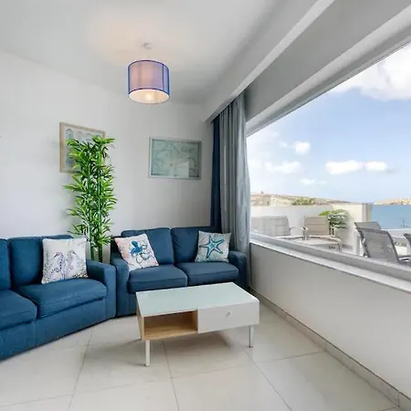 Seafront With Beautiful Views Apartment *