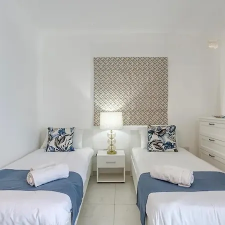 Seafront With Beautiful Views Apartment St. Paul's Bay